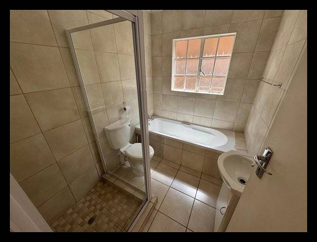 2 BEDROOM CLUSTER FOR SALE IN GLEN MARAIS